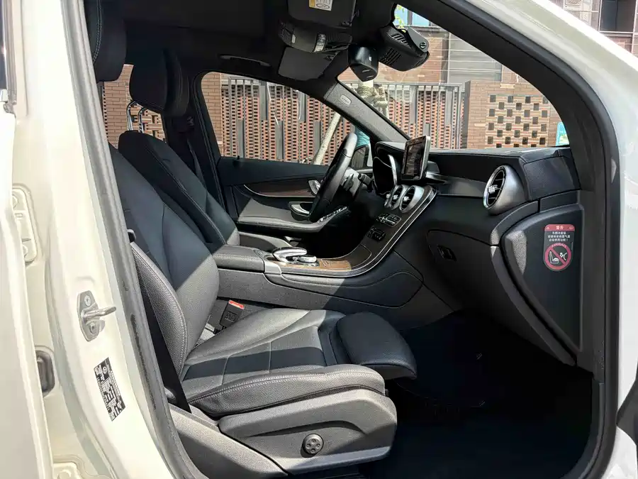 900x675_0_q87_c42_autohomecar__ChxpV2ozmCCAWwXhAAZ7gO4bIYY339.jpg.webp